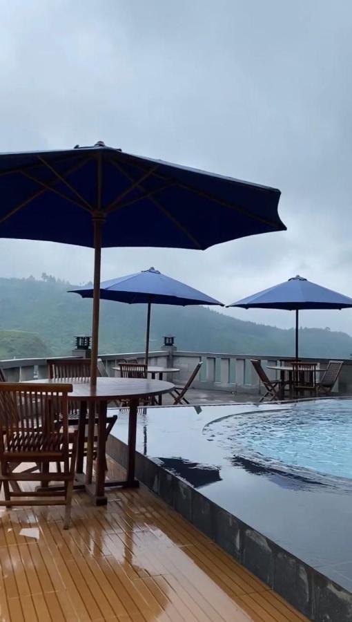 Hotel Guci Kencana Jaya Tuwel Ngoại thất bức ảnh