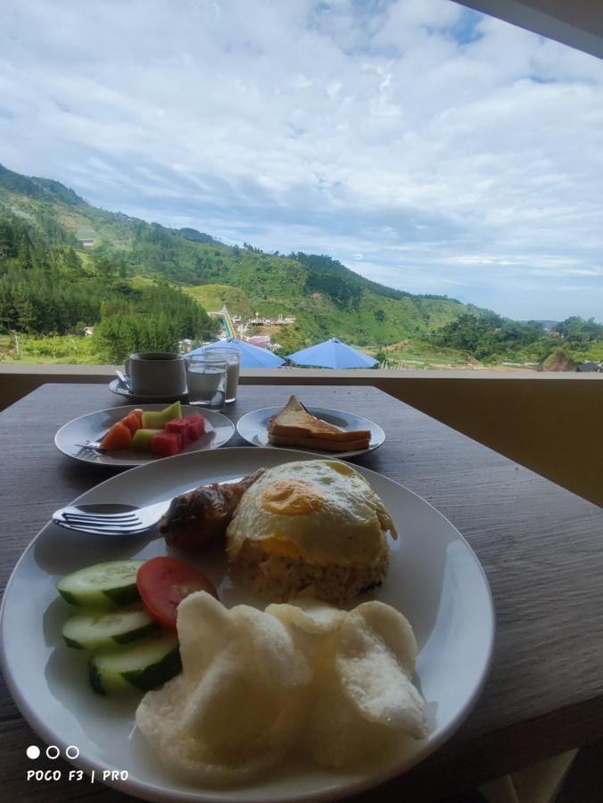 Hotel Guci Kencana Jaya Tuwel Ngoại thất bức ảnh