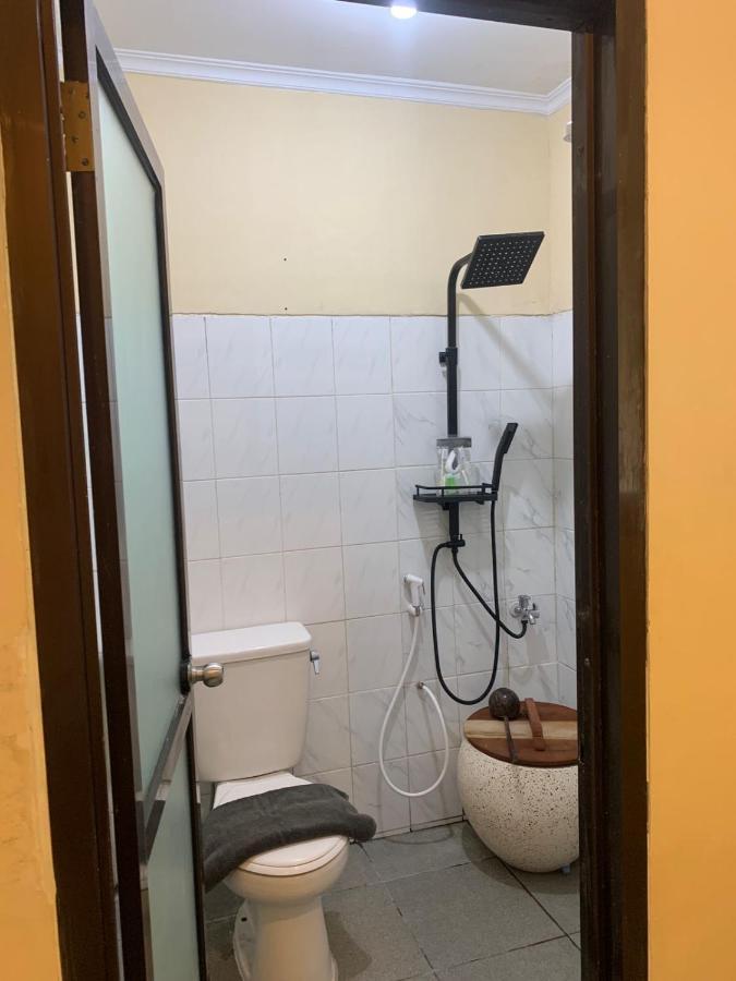 Hotel Guci Kencana Jaya Tuwel Ngoại thất bức ảnh